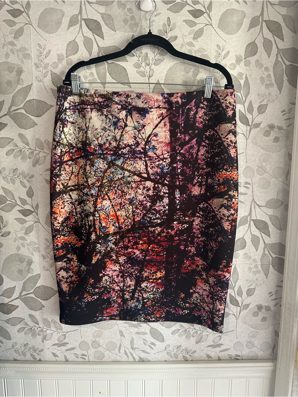 Karen Kane Forest-Print Pencil Skirt sz L Made in USA